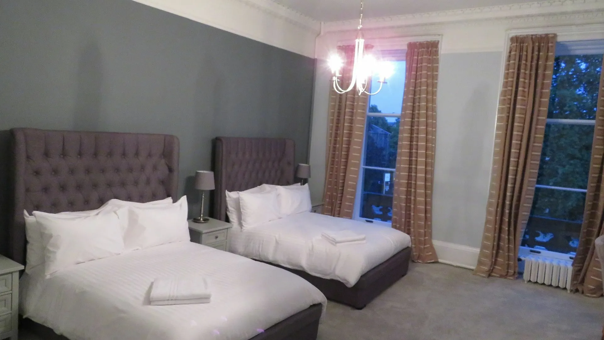 Duthus Lodge Guest House Edinburgh