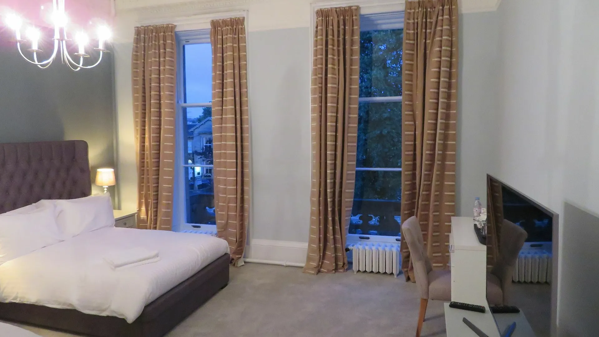 Duthus Lodge Guest House Edinburgh