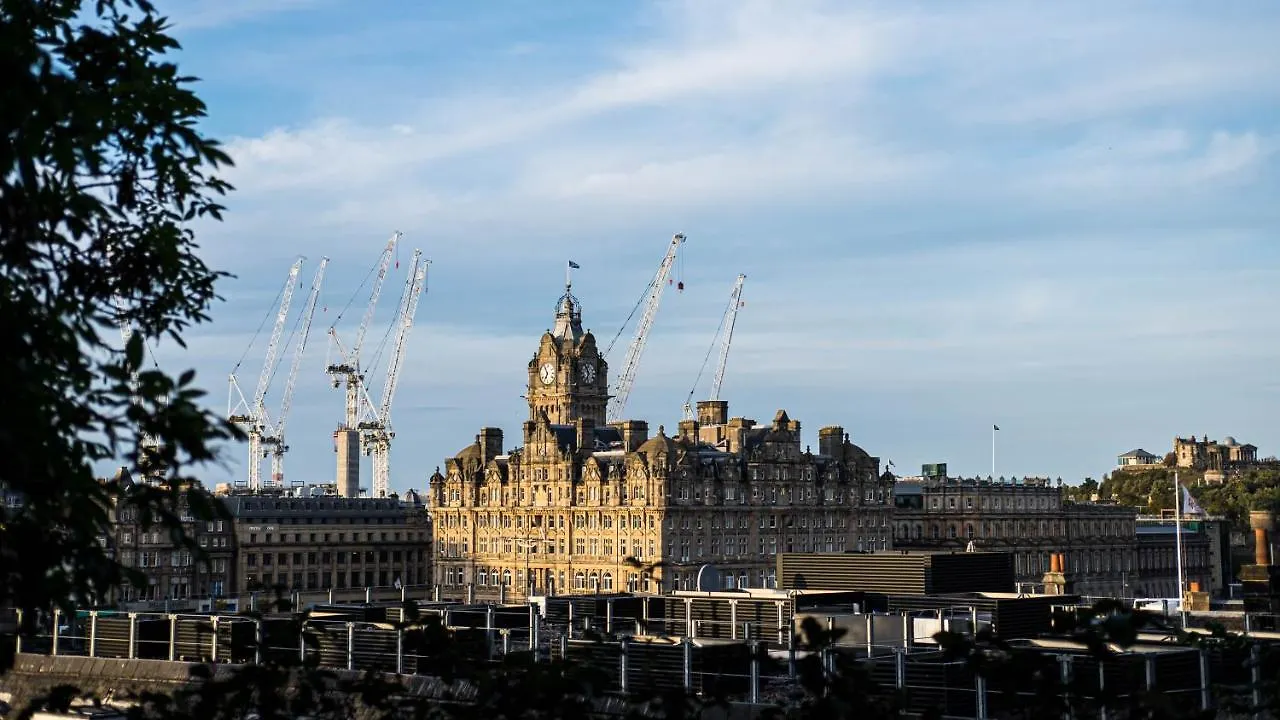 Duthus Lodge Guest House Edinburgh